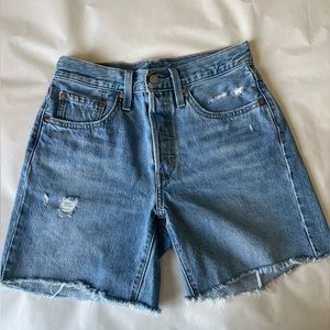 Levi’s Premium: 501 Mid Thigh Women’s Shorts